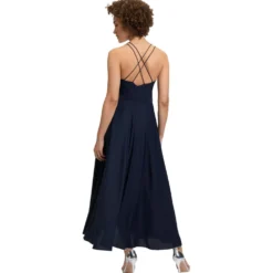 Abendkleid mit Volant