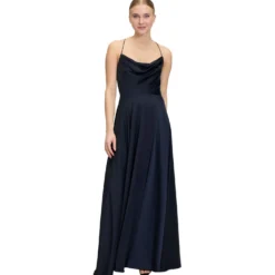 Abendkleid mit Wasserfallausschnitt