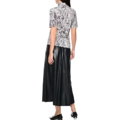 Baumwoll-t-shirt mit stehkragen
