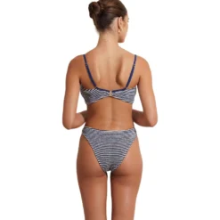 Bikini Luna