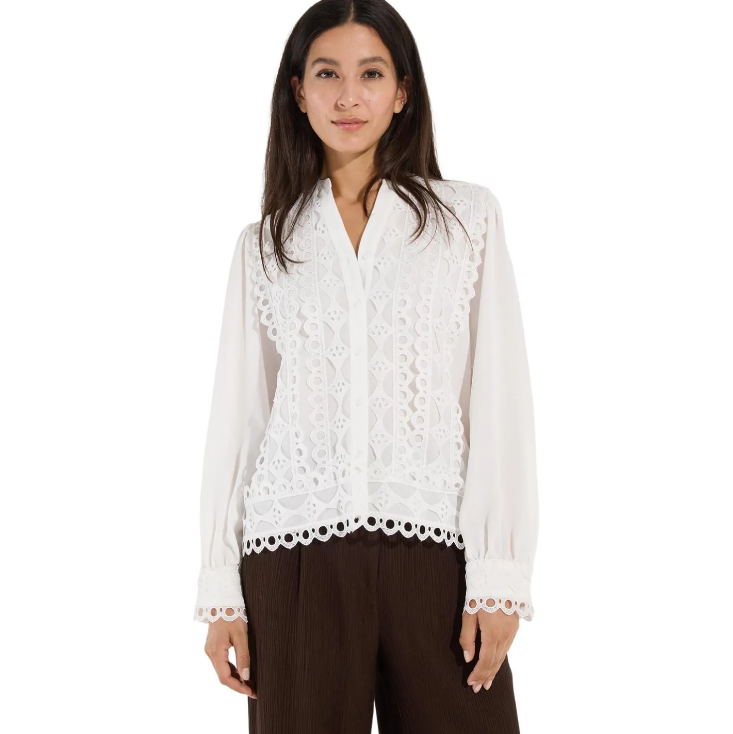 Bluse mit spitzenbesatz