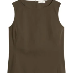 Blusen-top shaped