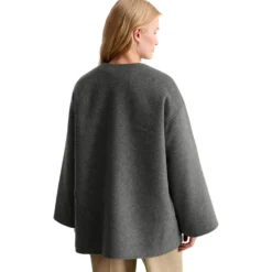 Capejacke
