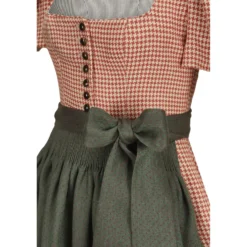 Dirndl Laura