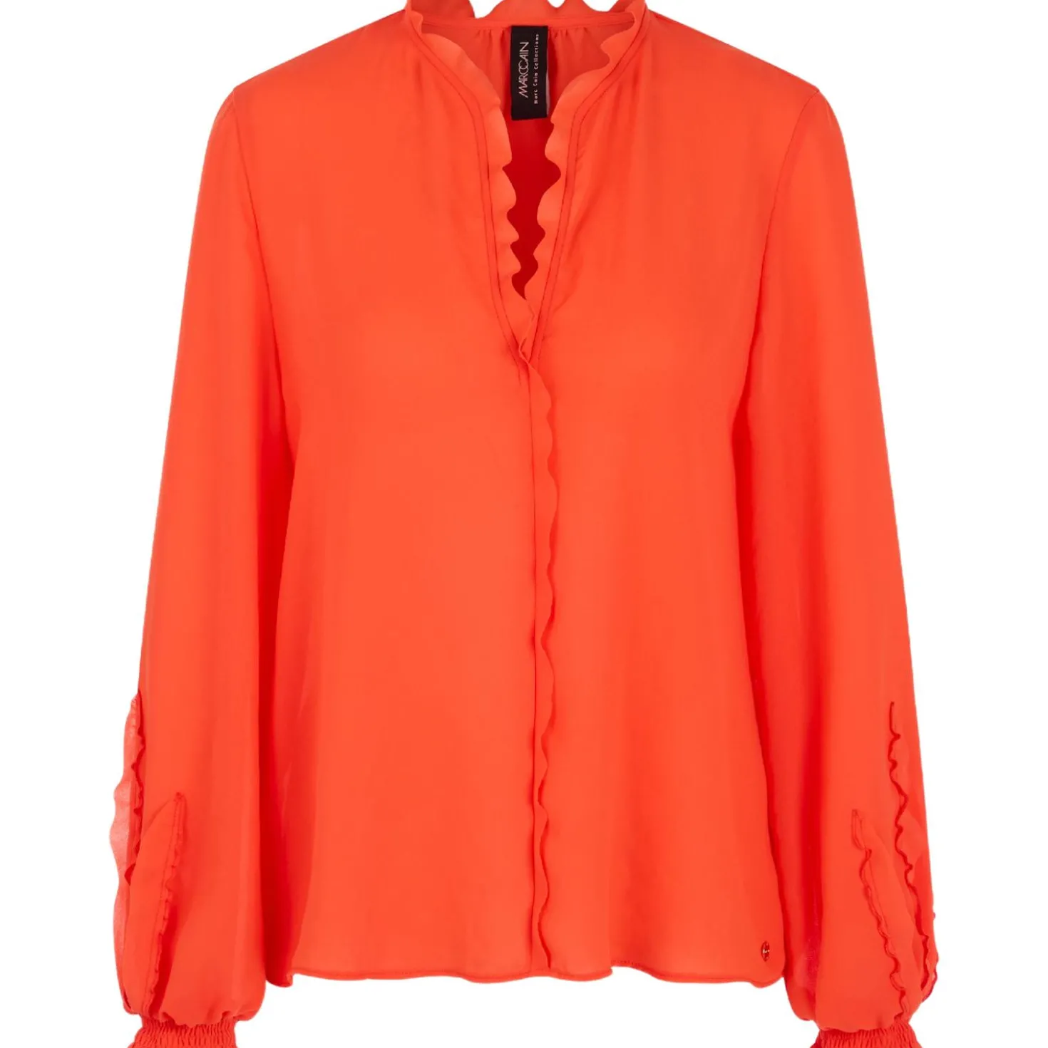 Feminine bluse mit volant
