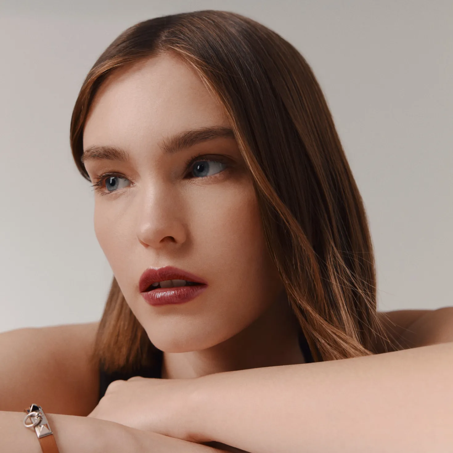 Glänzender Lippenstift Silky, Brun Sellier