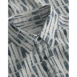 Hemd mit geometrischem Print