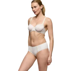 Hotpants Avero Ivory Petal