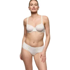 Hotpants Avero Ivory Petal