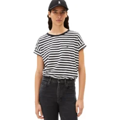 Idaara stripes
