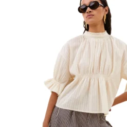 Isabel dobby blouse