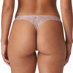JANE schwarz String