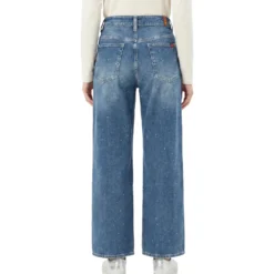 Jeans mit Strass-Details
