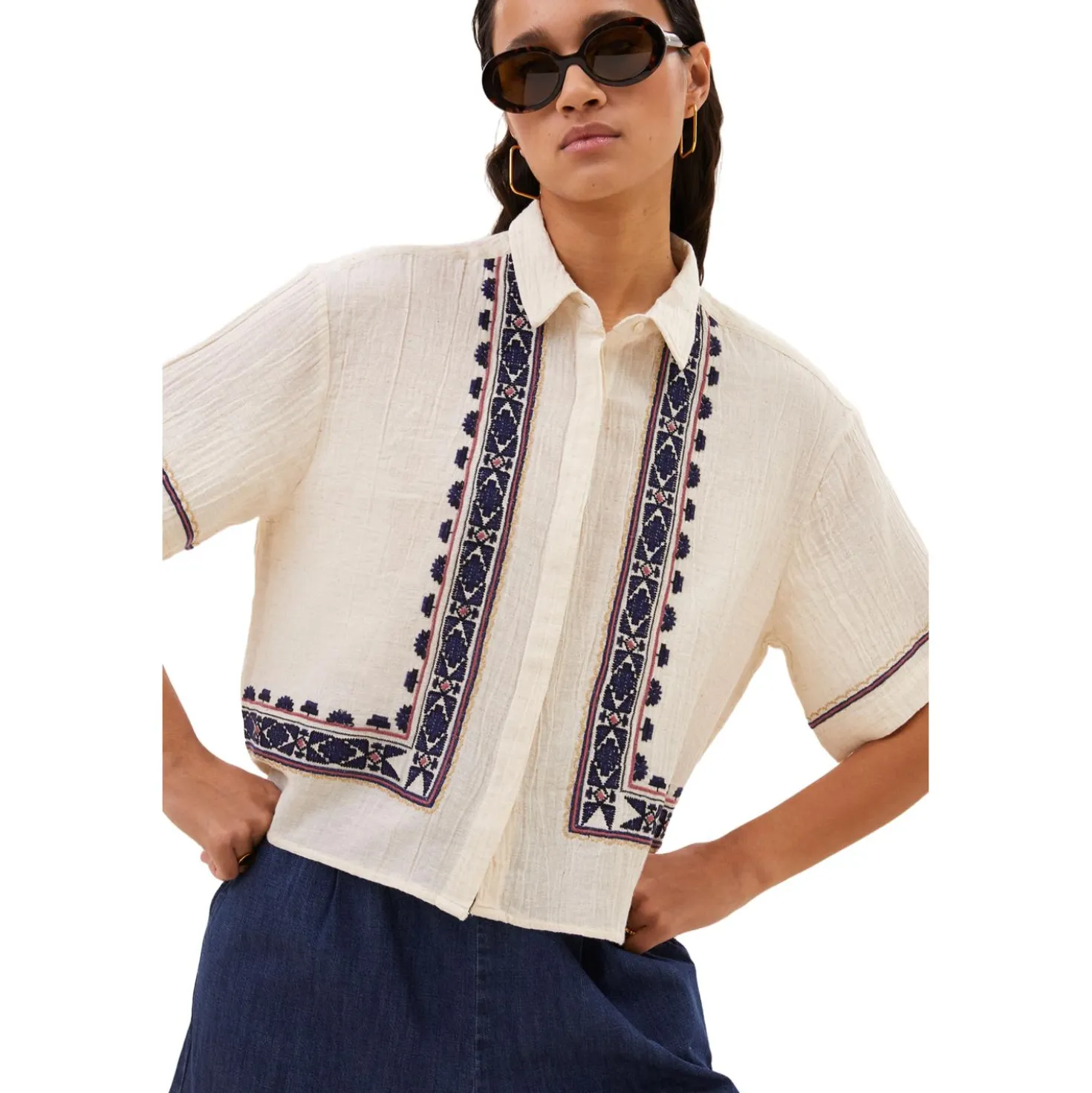 Jela embroidery blouse