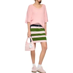 Kurzarm-pullover knitted in germany