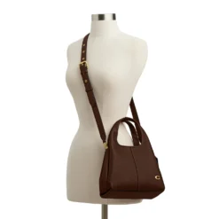 Lana Schultertasche 23