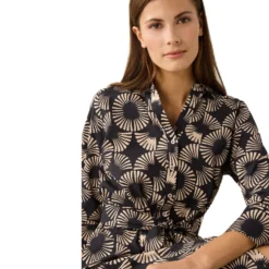 Langes hemdblusenkleid mit print