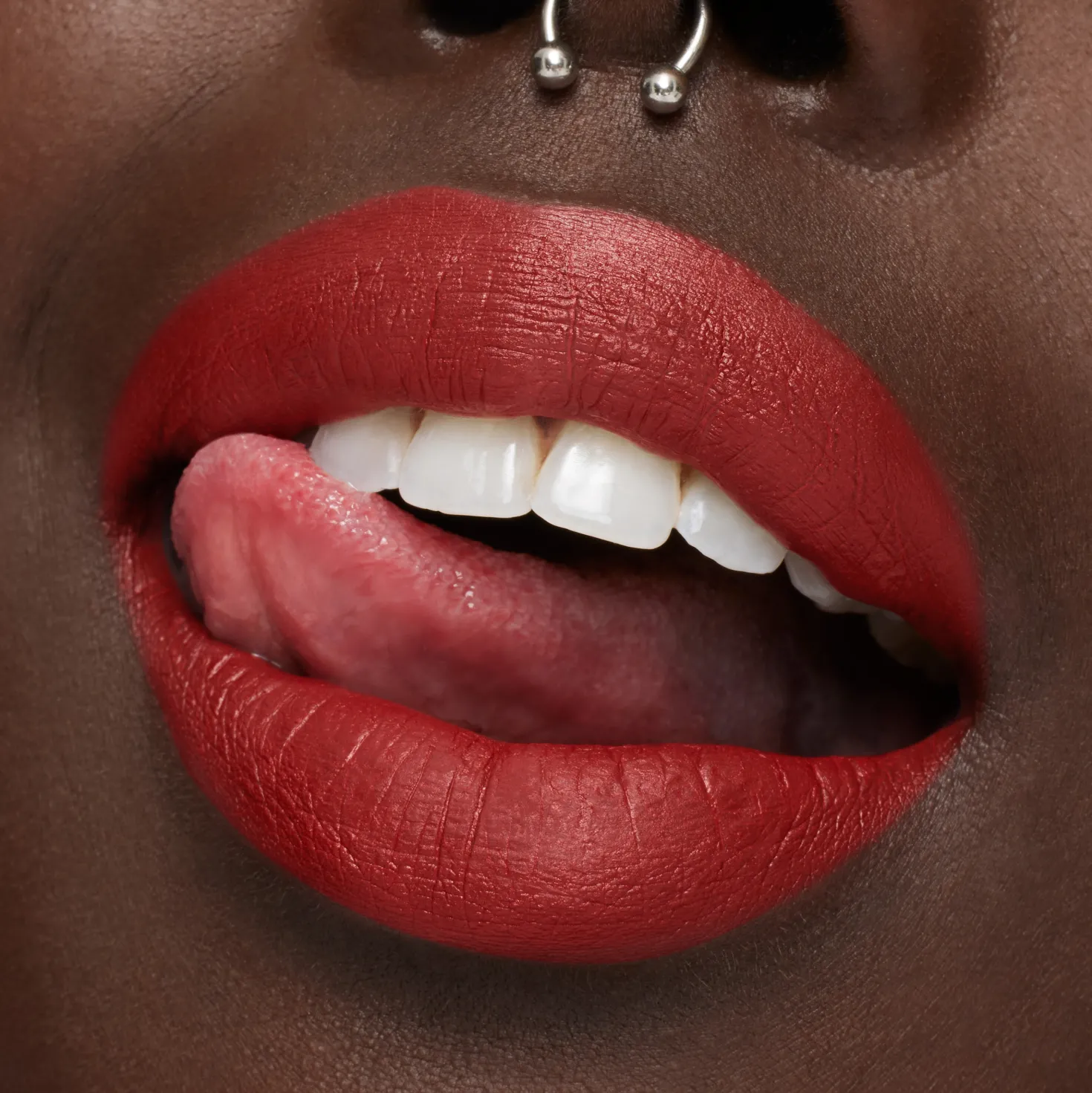 MACXIMAL Viva Glam I