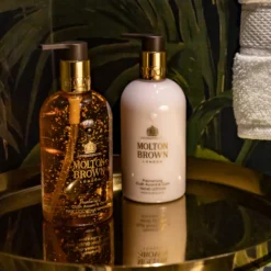 Mesmerising Oudh Accord & Gold Hand Lotion
