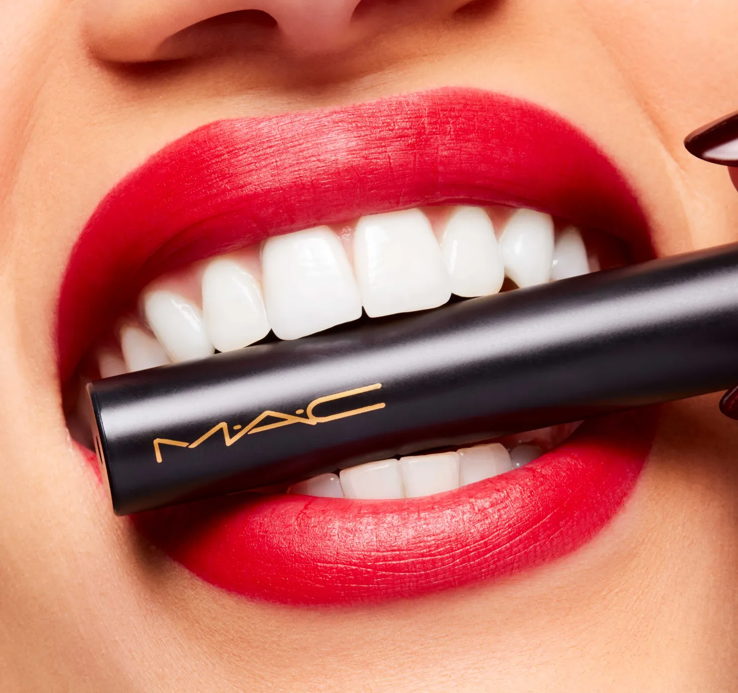 Power Kiss Lipstick