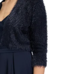 Strickbolero mit Struktur