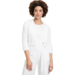 Strickbolero mit Struktur