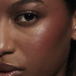 Strobe Beam Liquid Blush