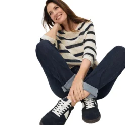 Style laura new