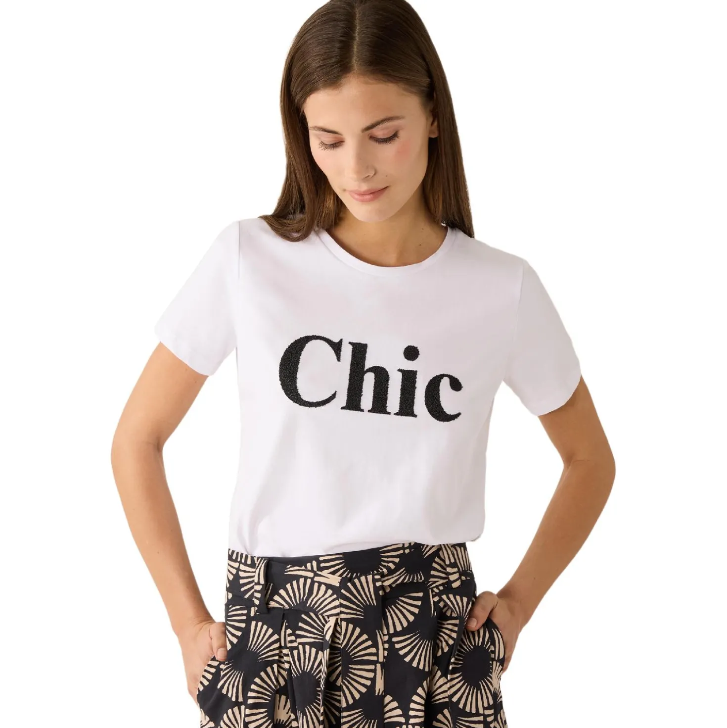 T-shirt mit perlenschriftzug