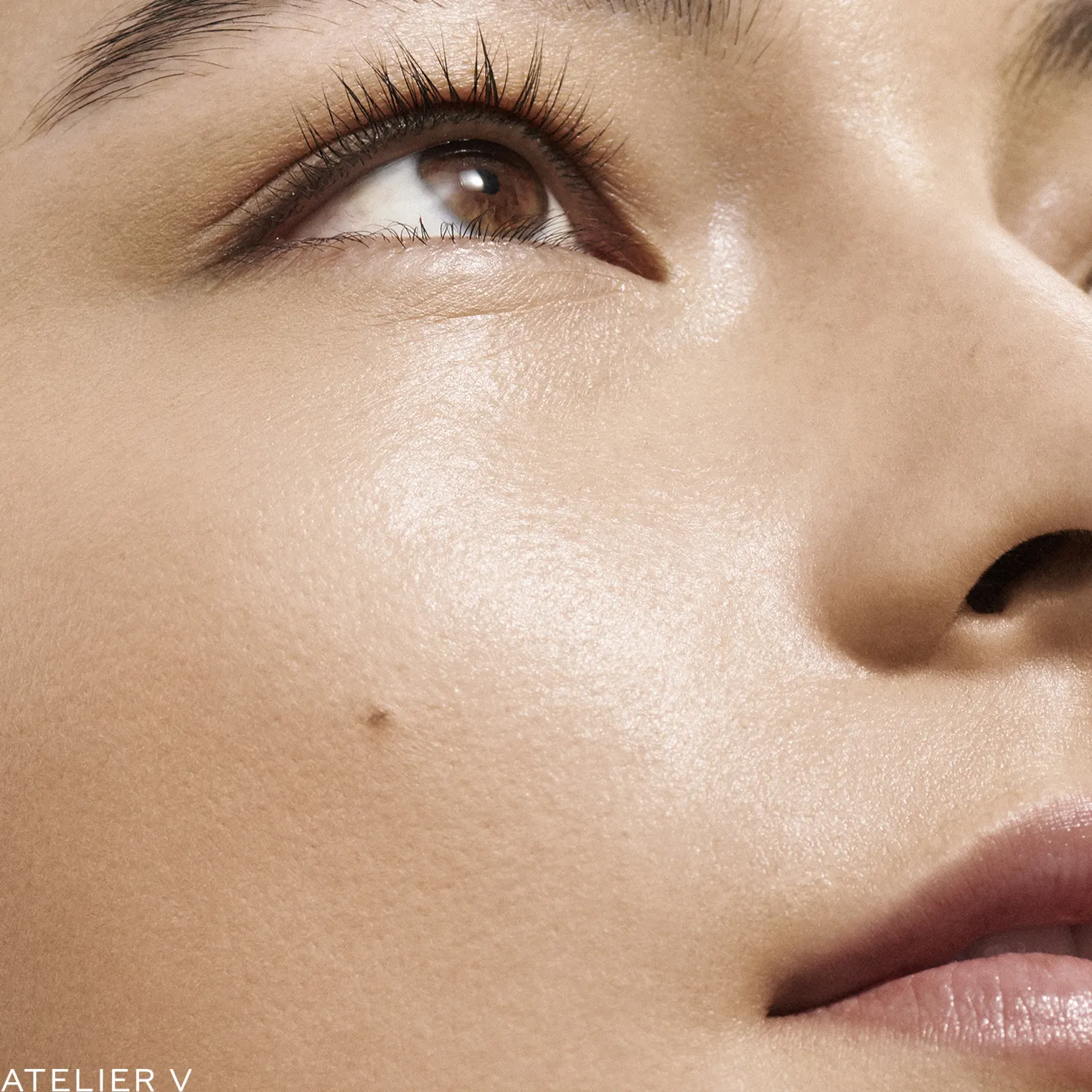 Vital Skin Foundation Stick V