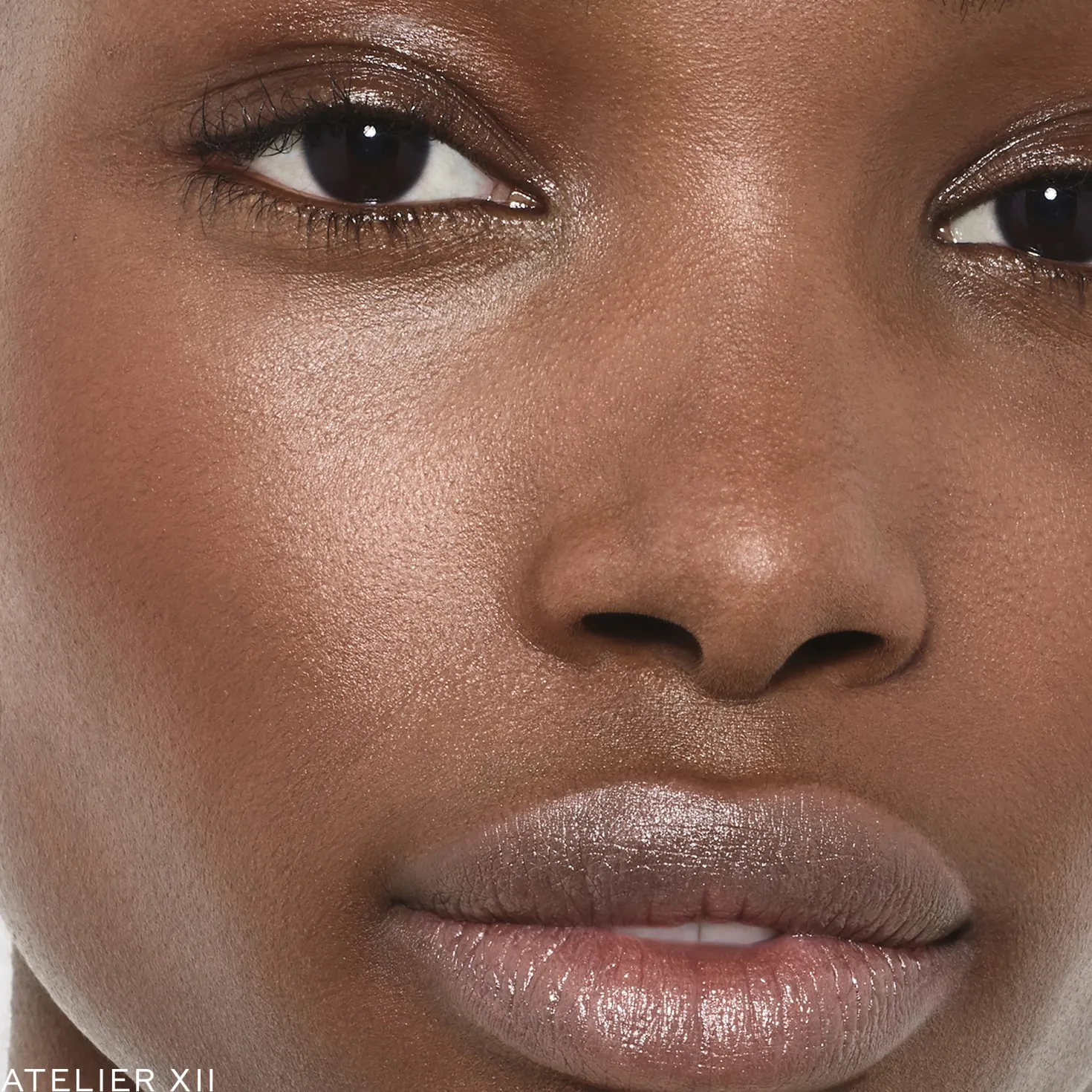 Vital Skin Foundation Stick XII